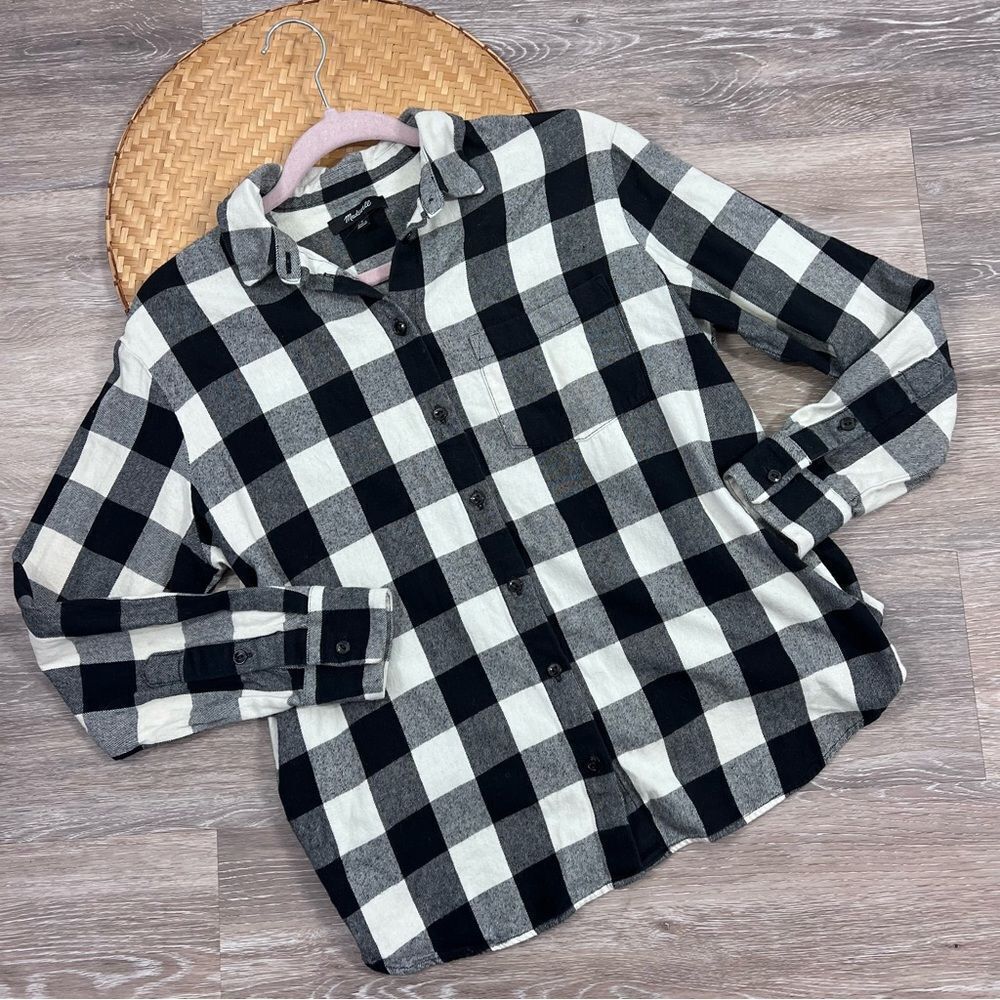 Madewell plaid flannel button down shirt